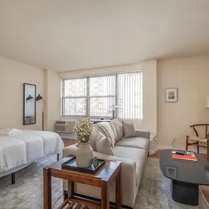 Classic Dt 1br With View By Zencity Apartment Saint Louis